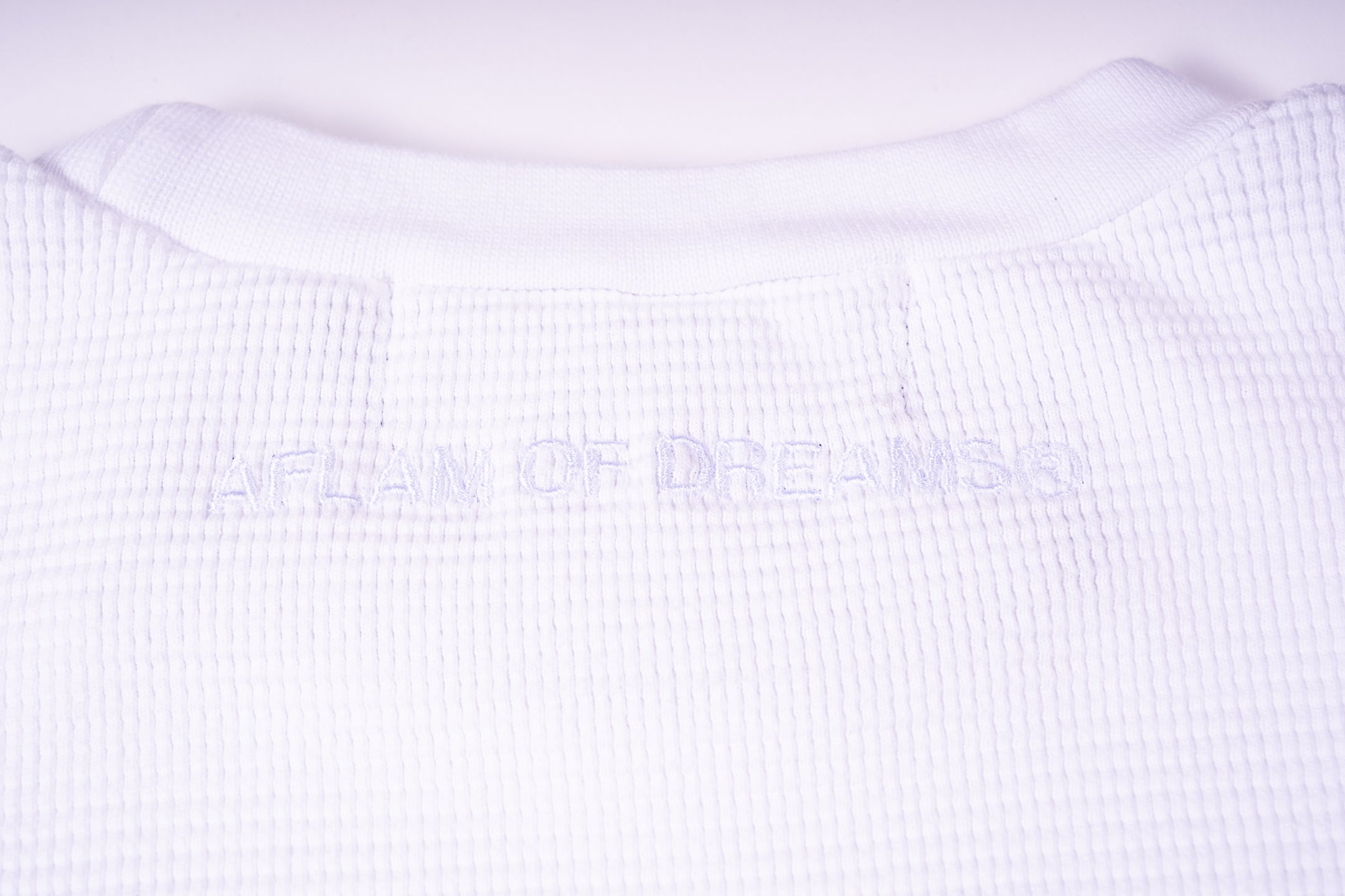 (PEACE)B2U® Long-Sleeve - White
