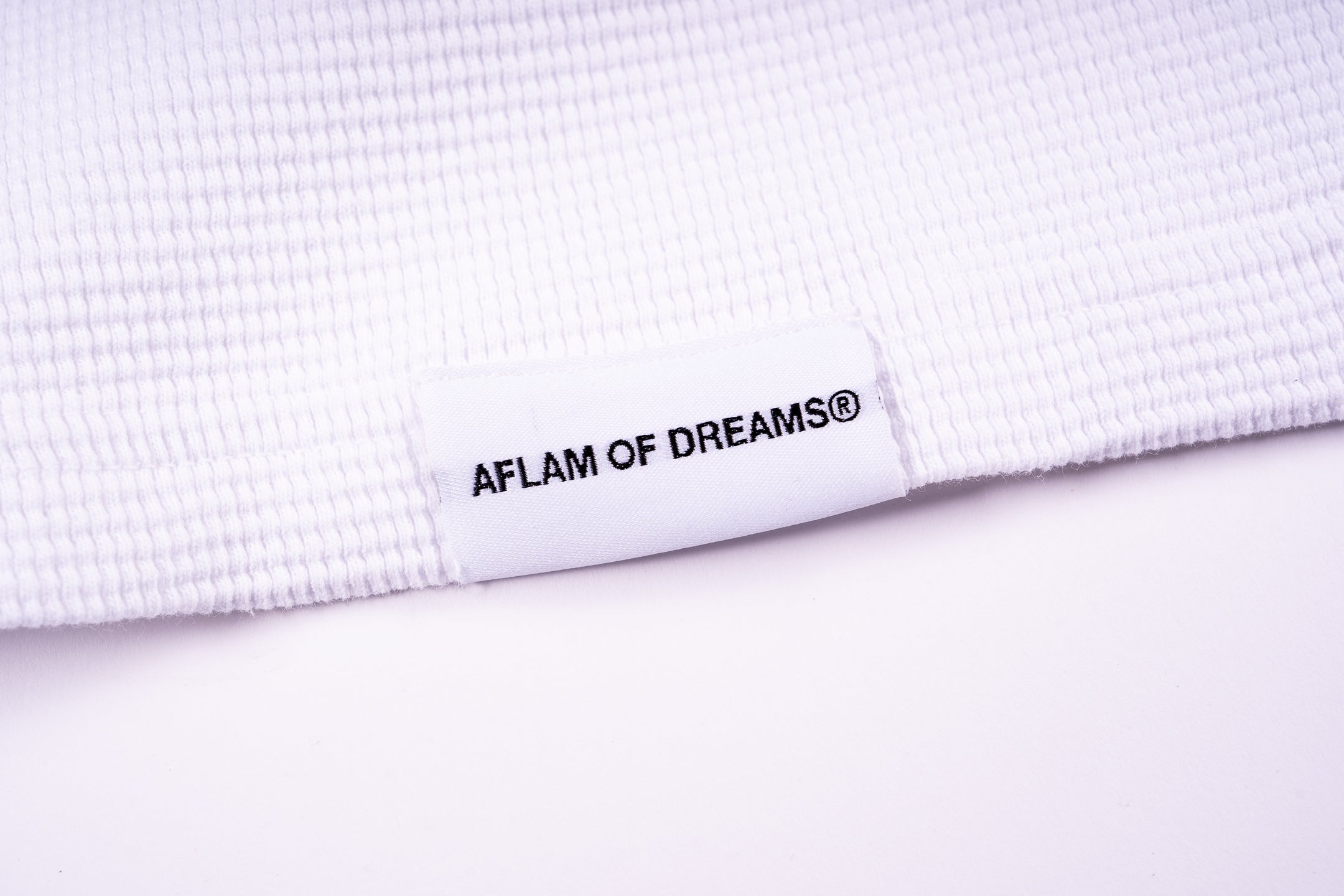 (PEACE)B2U® Long-Sleeve - White