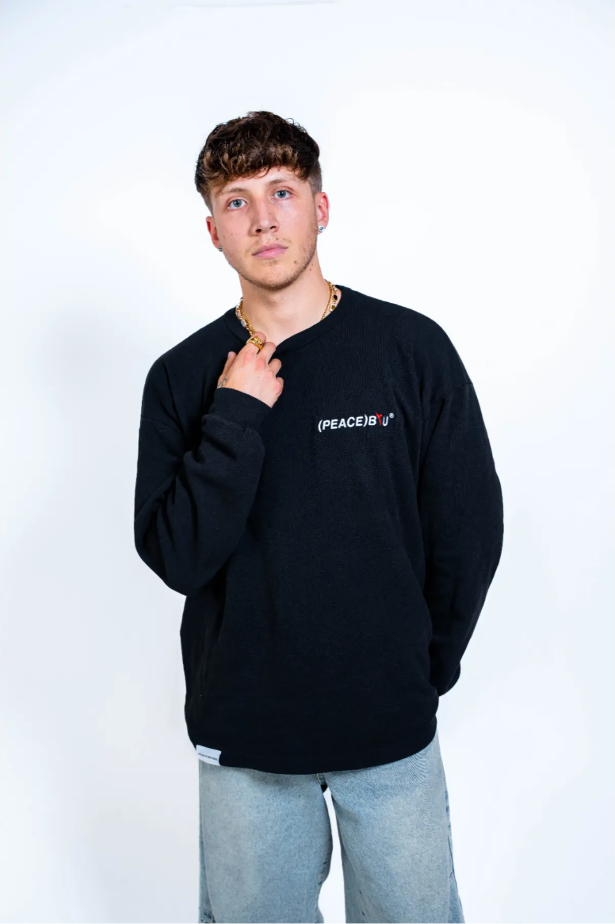 (PEACE)B2U® Long-Sleeve - Black