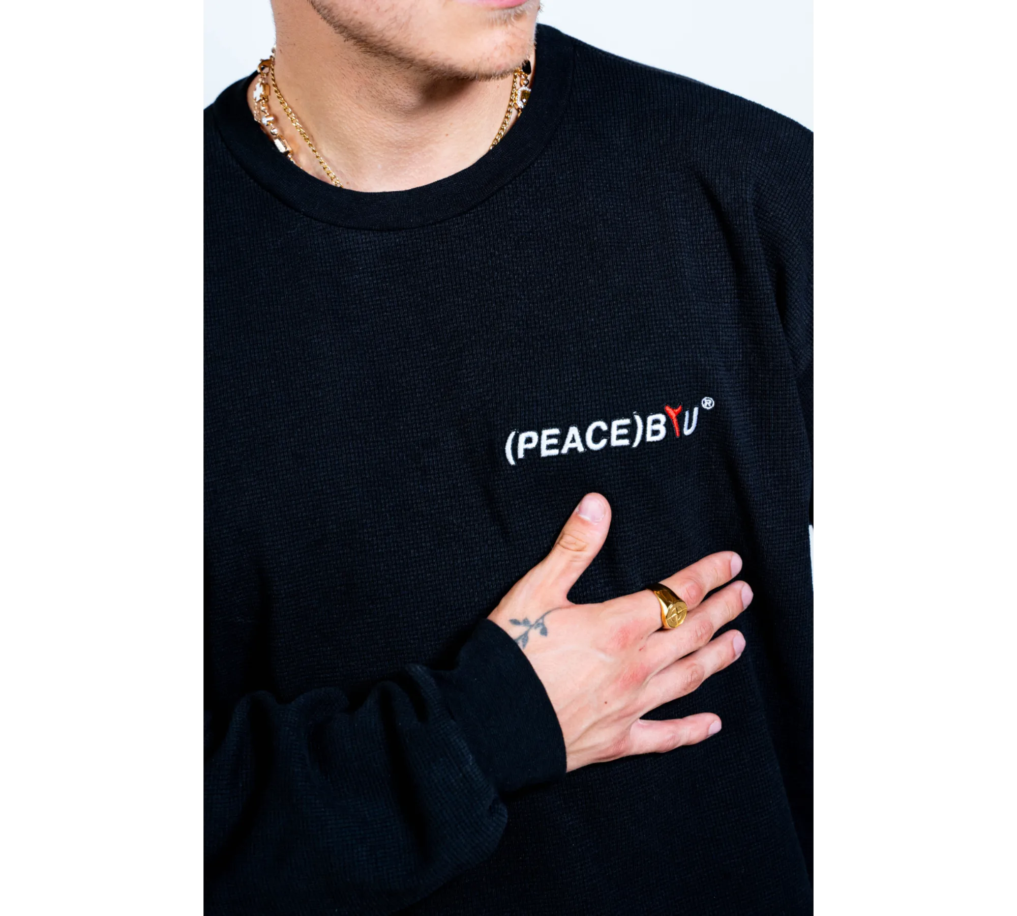(PEACE)B2U® Long-Sleeve - Black